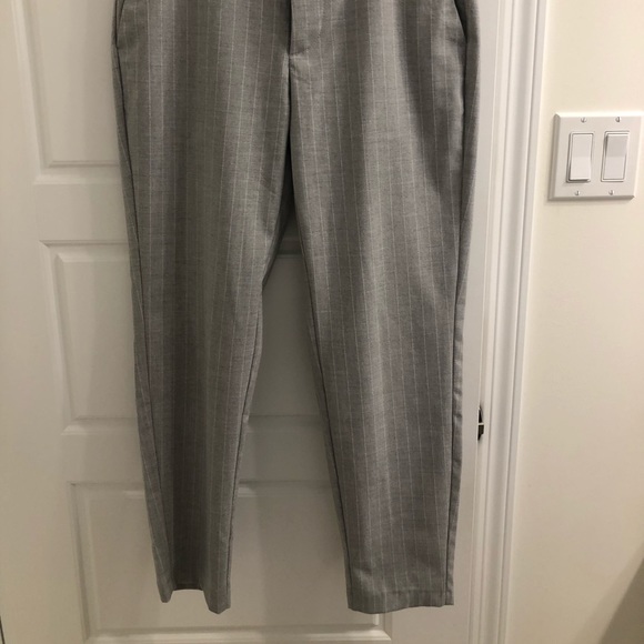 BERSHKA CASUAL GREY DRESS PANTS - Picture 2 of 2
